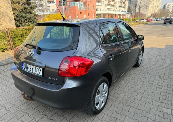 Toyota Auris cena 17500 przebieg: 208000, rok produkcji 2008 z Wrocław małe 56